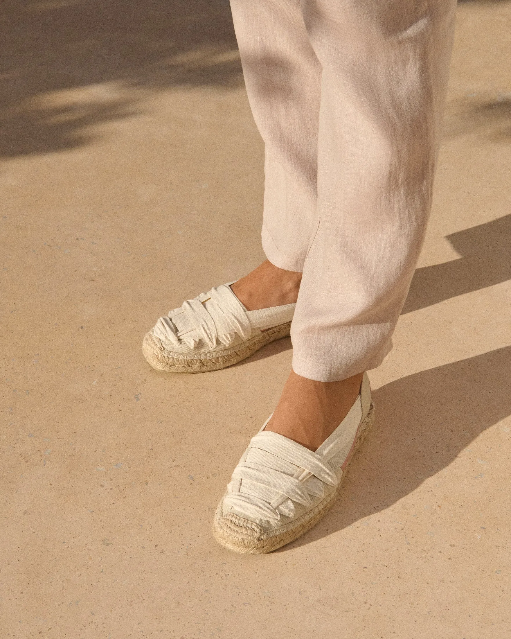 Canvas With Grosgrain|Open-Side Flat Espadrilles - Z35OM - Yucatán Natural And White