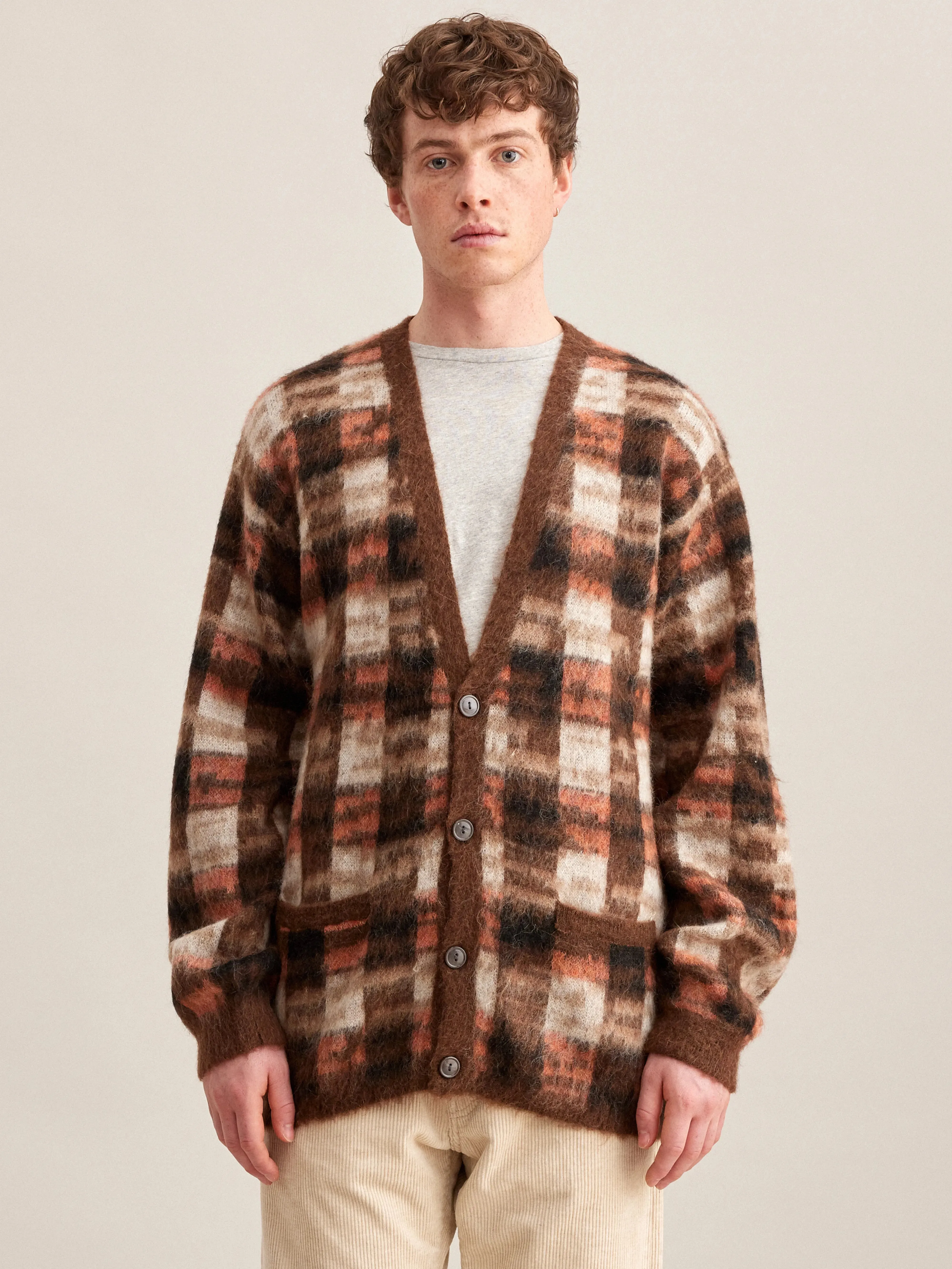 Dinca Cardigan (232 / M / DISPLAY A)