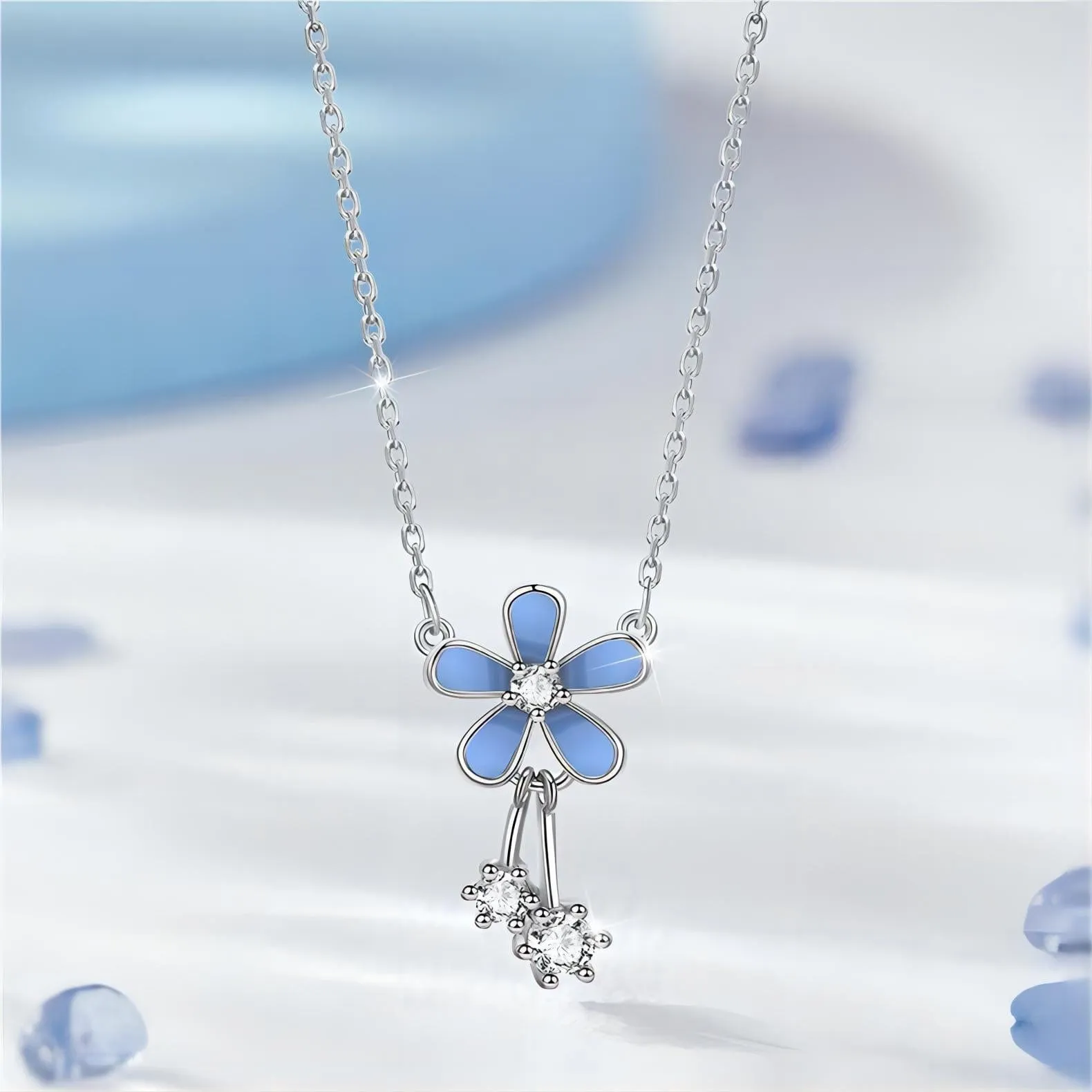Elegant Blue Daisy Necklace
