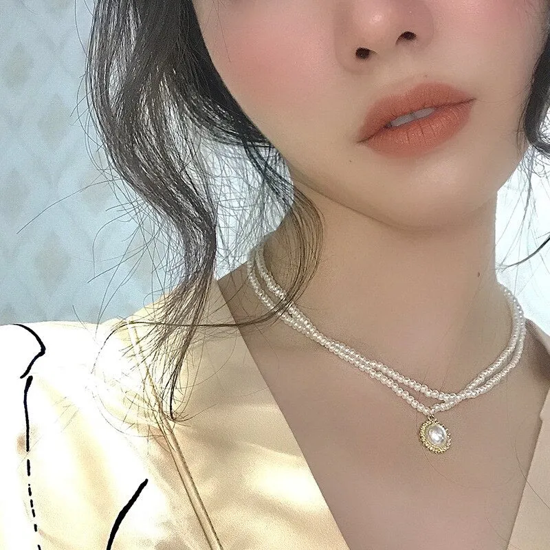 Elegant Crystal Simulated Pearl Choker Necklace