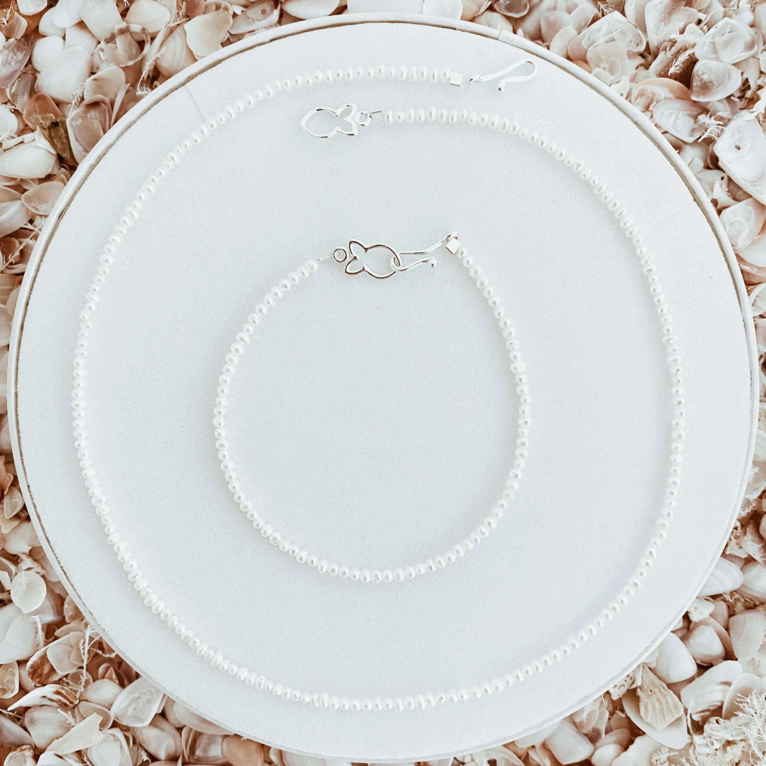 Elegant Pearl Necklace "Sheer Elegance"