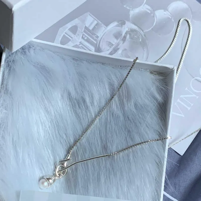 Elegant Silver Plated Pearl Necklace