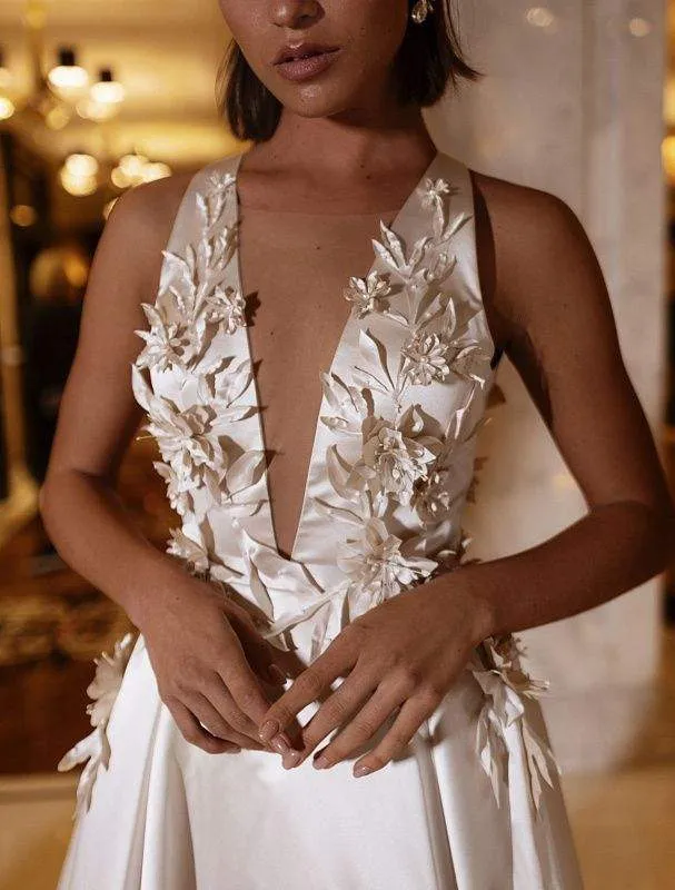 Silver Eye White Wedding Dress
