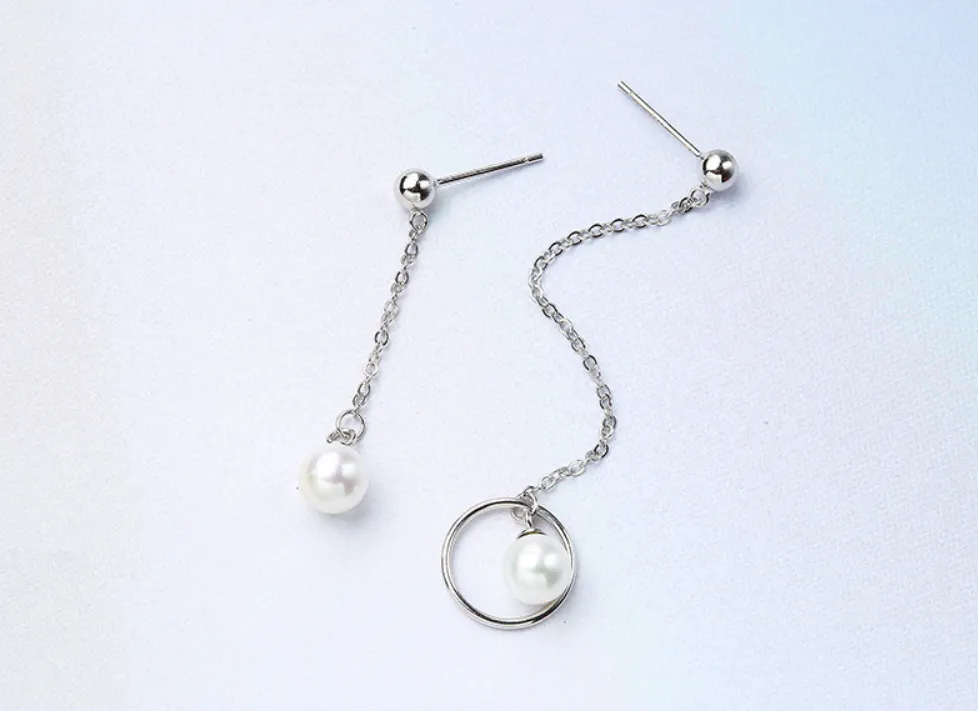 Trendy Pearl Dangle Earrings