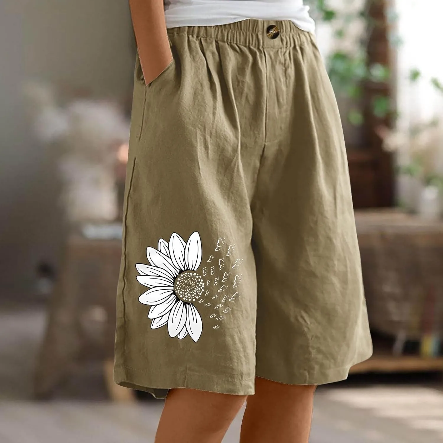 Women's Loose Bermuda Shorts Knee Length Daisy Printing Button Front Shorts Breathable Stretchy Soft-Fit Casual Short